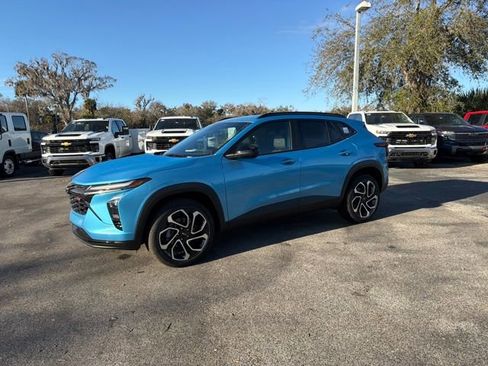 New 2026 Chevrolet Trax RS w/ Driver Confidence Package image 3