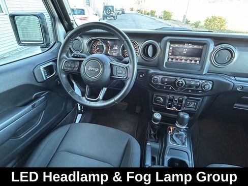Used 2022 Jeep Wrangler Unlimited Sport AWD/4WD image 7