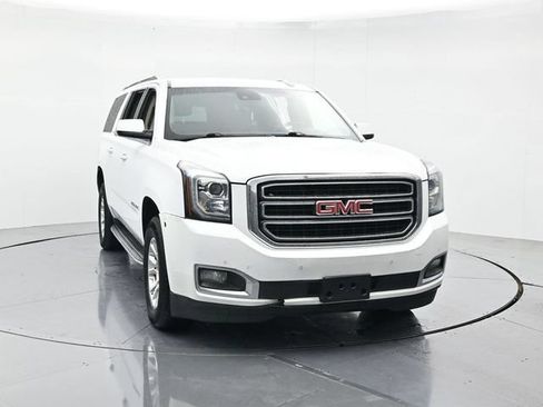 Used 2019 GMC Yukon XL SLT RWD image 4