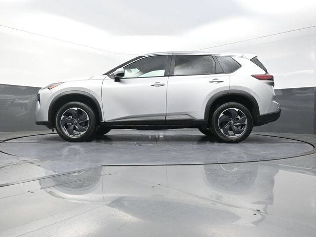 Used 2024 Nissan Rogue SV AWD/4WD image 34