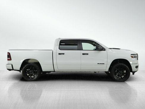 Used 2024 RAM 1500 Laramie AWD/4WD image 6