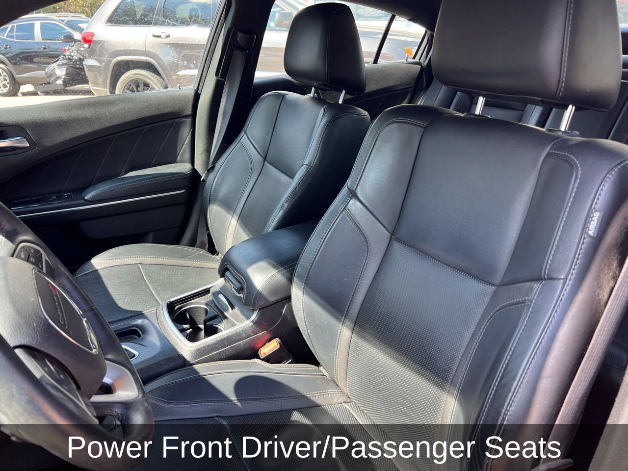 Used 2015 Dodge Charger SXT w/ Plus Group RWD image 10