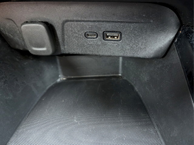 Used 2025 Chevrolet Trax LT w/ Driver Confidence Package FWD image 20