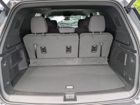New 2026 Chevrolet Traverse LT FWD image 7