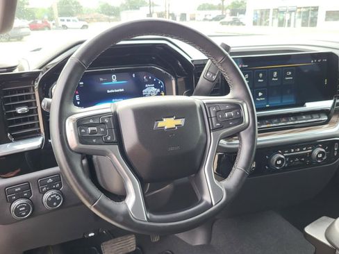 Certified 2023 Chevrolet Silverado 1500 LT AWD/4WD image 20