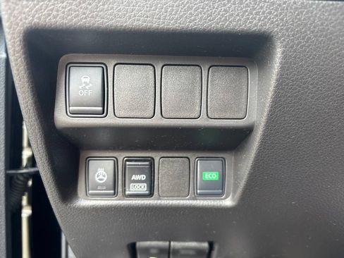 Used 2017 Nissan Rogue Sport SV w/ SV All-Weather Package AWD/4WD image 20