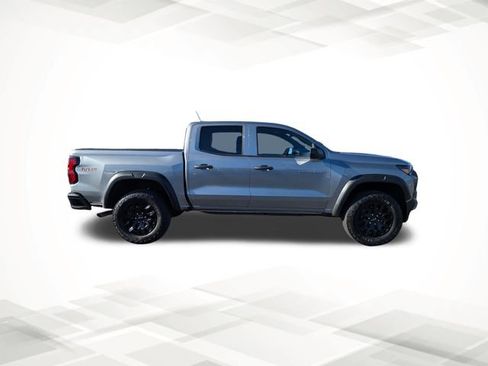 Used 2024 Chevrolet Colorado Trail Boss w/ Advanced Trailering Package image 3