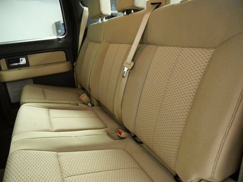 Used 2014 Ford F150 XLT w/ Equipment Group 302A Luxury AWD/4WD image 17
