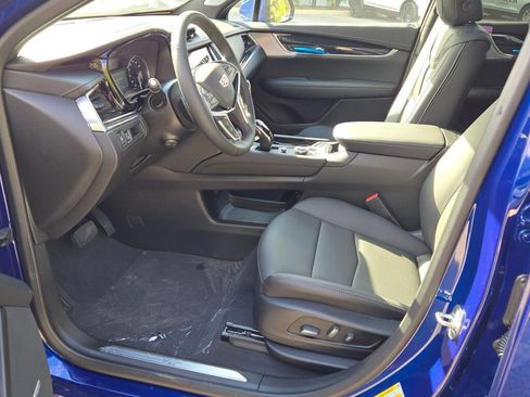 New 2025 Cadillac XT5 Premium Luxury FWD image 21