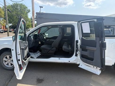 Used 2021 Ford F150 XLT RWD image 10