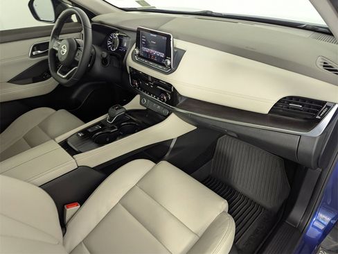 Used 2021 Nissan Rogue SL image 38