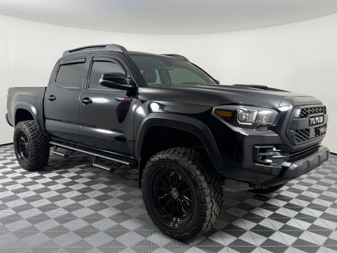Used 2019 Toyota Tacoma TRD Pro AWD/4WD image 6