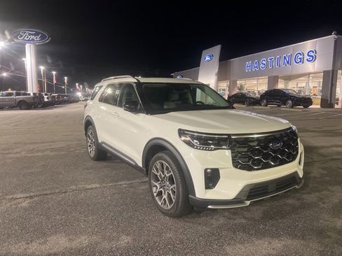 Used 2025 Ford Explorer Platinum w/ Ultimate Package image 1