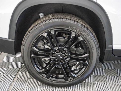 New 2026 Chevrolet Traverse LT w/ LPO, Floor Liner Package image 10