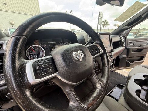 Used 2022 RAM 3500 Lone Star image 24