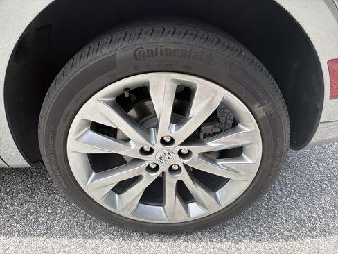 Certified 2023 Buick Envision Avenir FWD image 20
