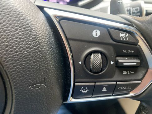 Used 2024 Acura MDX SH-AWD w/ Technology Package image 13