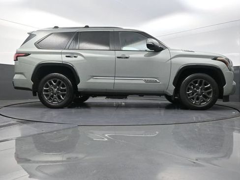 Used 2026 Toyota Sequoia Platinum AWD/4WD image 38