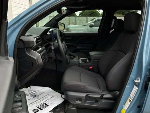 New 2026 Toyota Tacoma SR5 RWD image 9