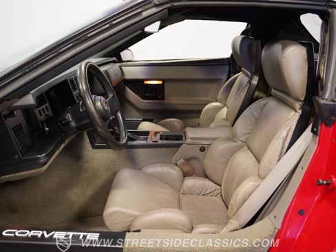 Used 1989 Chevrolet Corvette Convertible image 38