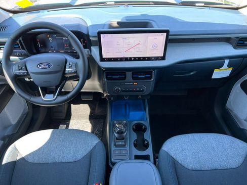 Used 2026 Ford Maverick XLT w/ XLT Luxury Package AWD/4WD image 3
