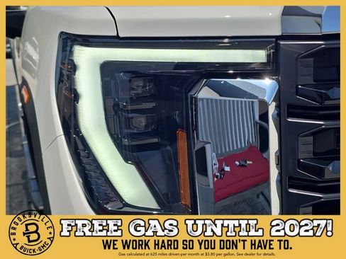 New 2026 GMC Sierra 2500 Pro w/ 1SA Pro Safety Plus Package AWD/4WD image 10