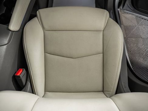 Used 2018 Cadillac XT5 Luxury image 31