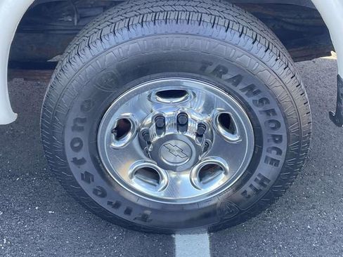 Used 2015 Chevrolet Express 2500 image 7