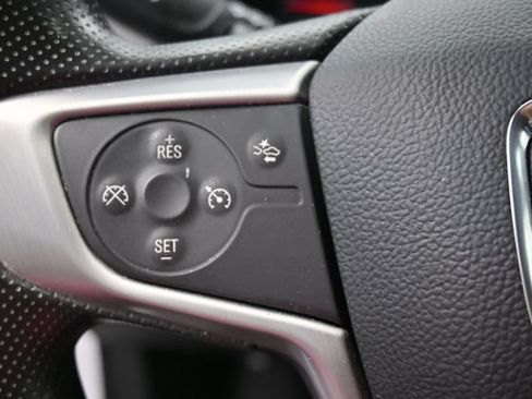 Used 2024 GMC Terrain SLE AWD/4WD image 30