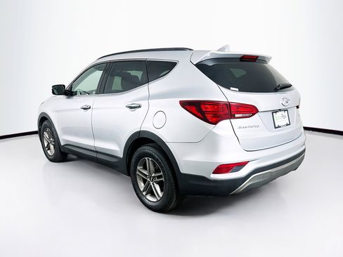Used 2017 Hyundai Santa Fe Sport image 5