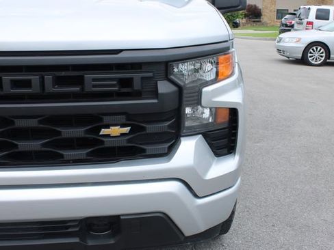 Used 2022 Chevrolet Silverado 1500 Custom AWD/4WD image 39