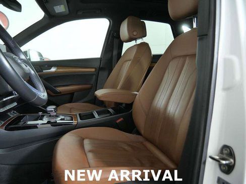 Used 2021 Audi Q5 2.0T Premium w/ Convenience Package image 17