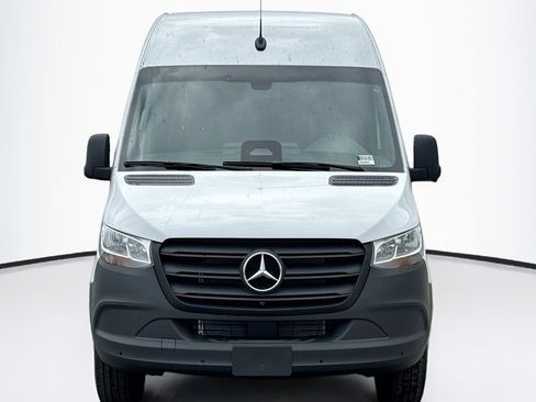 New 2025 Mercedes-Benz Sprinter 2500 image 2