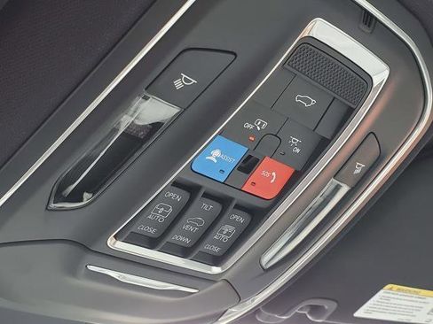 New 2026 Jeep Cherokee Limited image 22