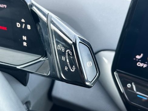 Used 2023 Volkswagen ID.4 Pro S image 23