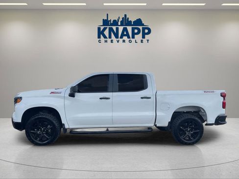 Used 2022 Chevrolet Silverado 1500 Custom Trail Boss AWD/4WD image 2