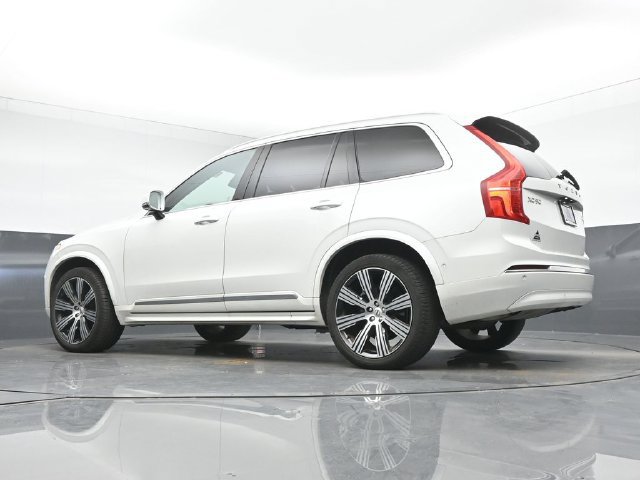 Used 2025 Volvo XC90 B6 Plus w/ Protection Package Premier AWD/4WD image 14
