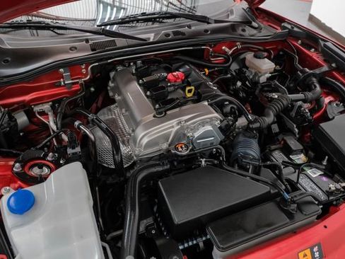 Used 2017 MAZDA MX-5 Miata RF Grand Touring image 44