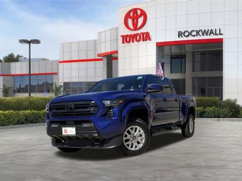 Certified 2025 Toyota Tacoma SR5 image 1