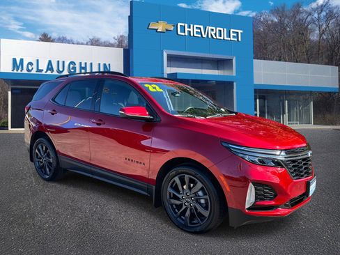 Certified 2022 Chevrolet Equinox RS w/ Infotainment Package image 4