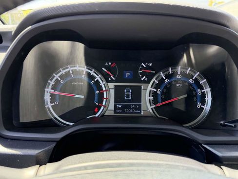 Used 2019 Toyota 4Runner SR5 Premium AWD/4WD image 38