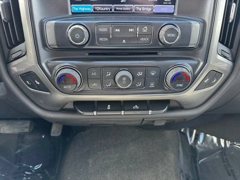 Used 2018 Chevrolet Silverado 1500 LT w/ All Star Edition AWD/4WD image 12
