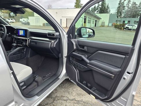 Certified 2025 Toyota 4Runner SR5 image 10