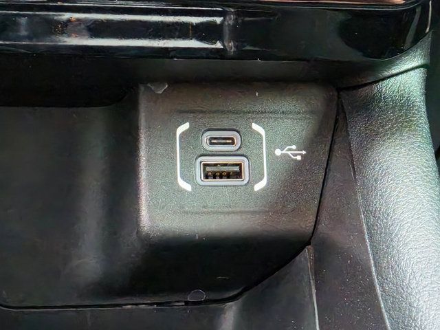 Used 2022 Jeep Compass Latitude FWD image 26