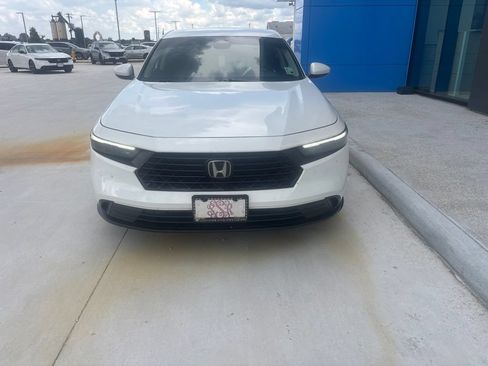 Certified 2024 Honda Accord LX image 3