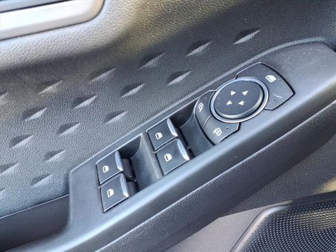 Used 2020 Ford Escape S image 16