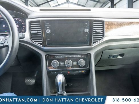 Used 2018 Volkswagen Atlas SEL Premium image 8