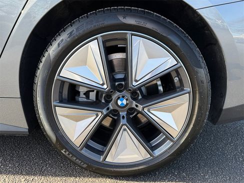 Used 2025 BMW i4 xDrive40i w/ Premium Package image 16