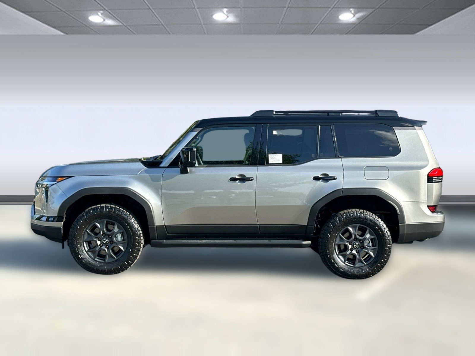 Used 2026 Lexus GX 550 AWD/4WD image 2