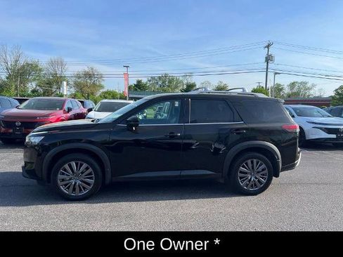 Certified 2023 Nissan Pathfinder SL w/ SL Premium Package AWD/4WD image 11